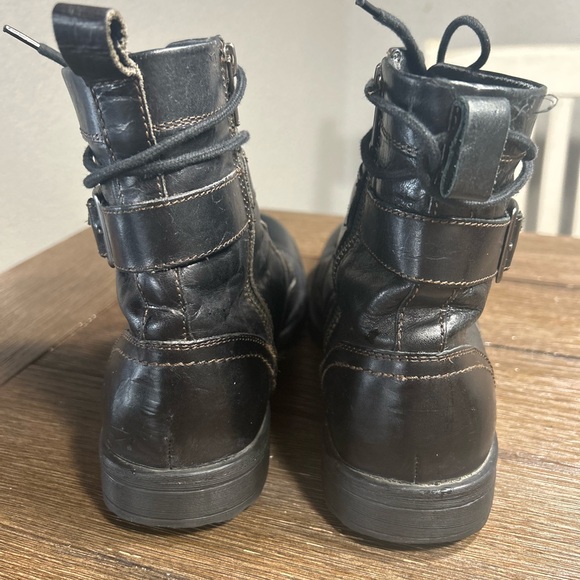 Aston Grey Black Rockcastle 2 distressed boots size 8 main image 4